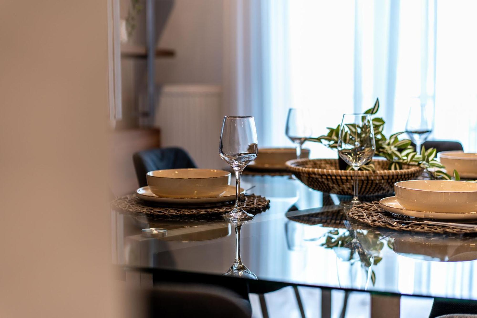 Urban Jungle Apartment Thessaloníki Ngoại thất bức ảnh