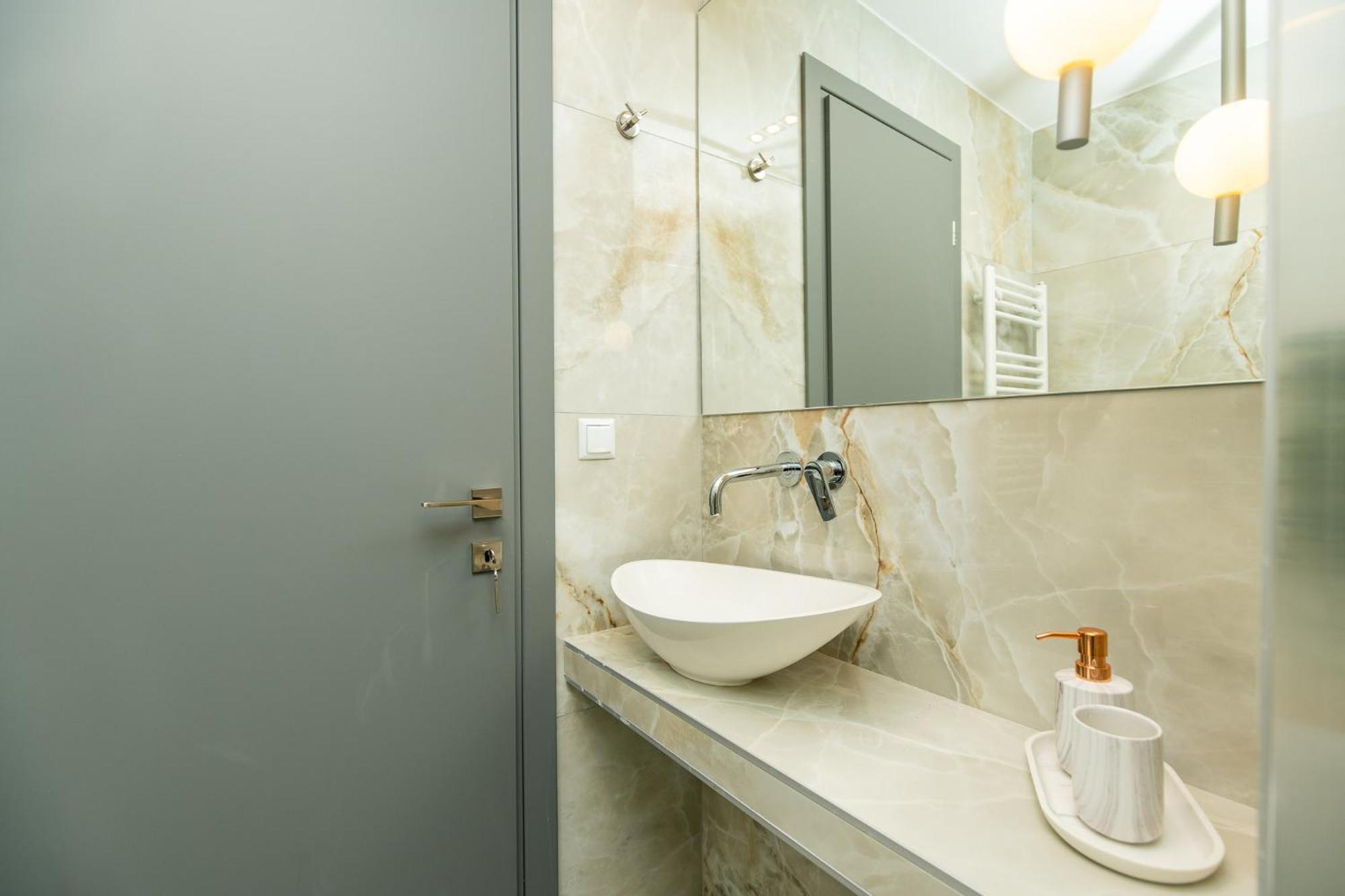 Urban Jungle Apartment Thessaloníki Ngoại thất bức ảnh